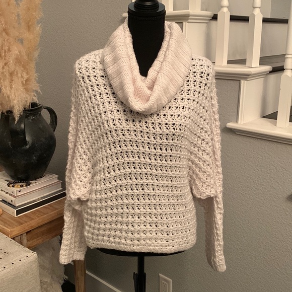Express Sweaters - Express Cowl Neck White Pullover Knit Sweater